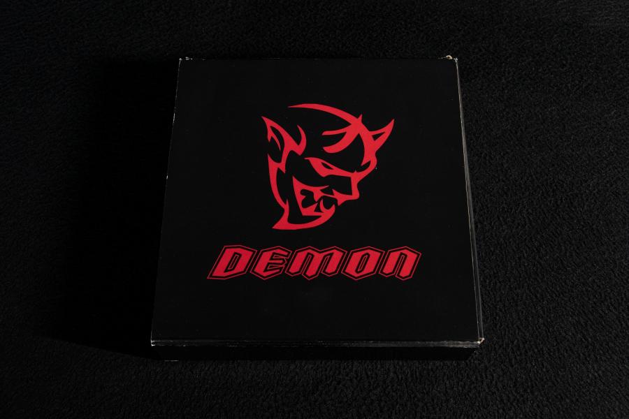 Сервисные книги Dodge Challenger SRT Demon (LC, 0945 of 3300) 2018 года  (фото 99 из 109)